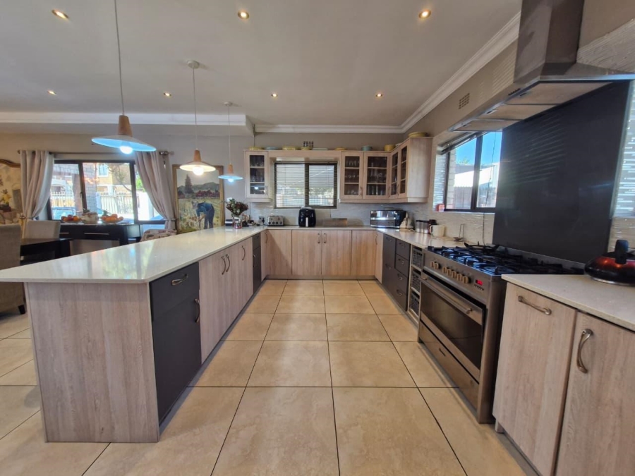 4 Bedroom Property for Sale in Kuilsrivier Industria Western Cape